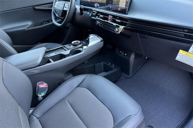 new 2025 Kia EV6 car, priced at $49,880