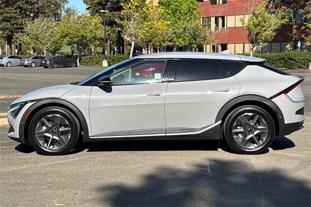 new 2025 Kia EV6 car, priced at $49,880