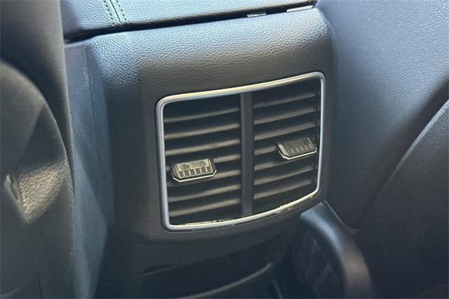 new 2025 Kia Sportage Plug-In Hybrid car, priced at $46,095