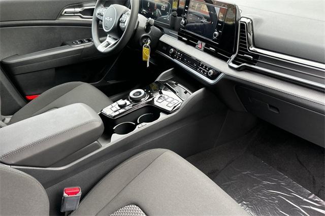new 2025 Kia Sportage Hybrid car, priced at $30,420