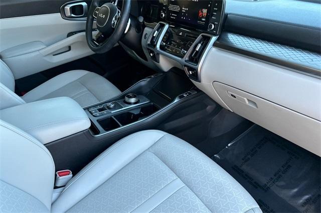 used 2023 Kia Sorento Hybrid car, priced at $23,832