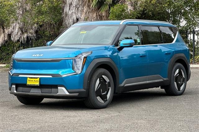 new 2026 Kia EV9 car, priced at $66,620
