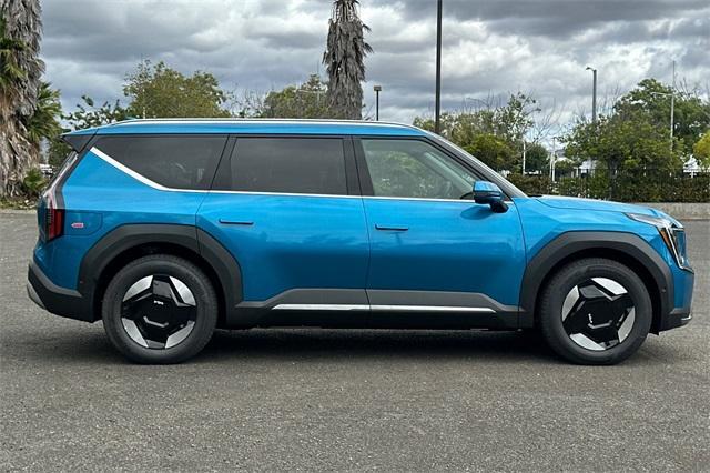 new 2026 Kia EV9 car, priced at $66,620