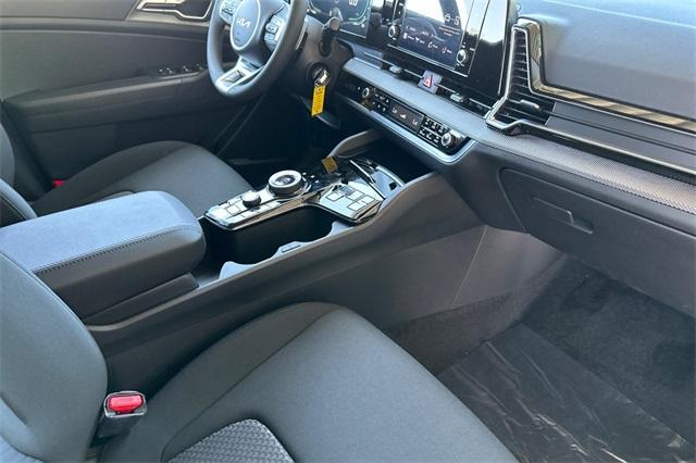new 2025 Kia Sportage Hybrid car, priced at $31,460