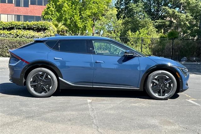 new 2025 Kia EV6 car, priced at $52,535