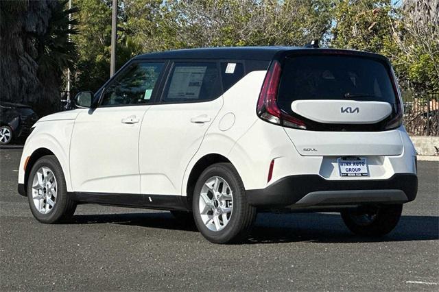 new 2025 Kia Soul car, priced at $24,740