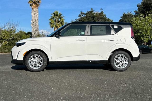 new 2025 Kia Soul car, priced at $24,740