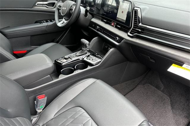 new 2025 Kia Sportage car, priced at $35,585