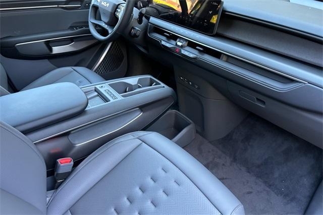 new 2026 Kia EV9 car, priced at $66,470