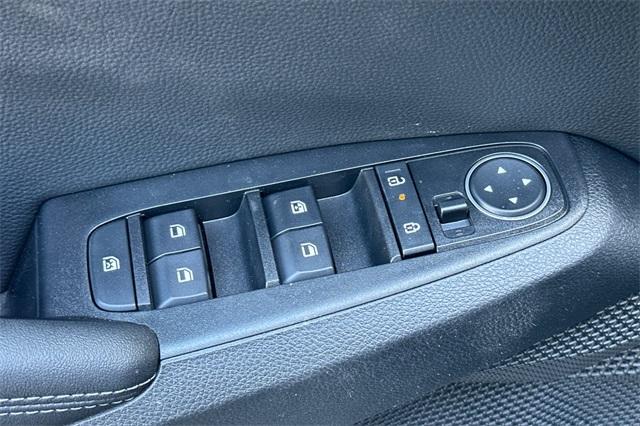 new 2025 Kia Seltos car, priced at $27,775