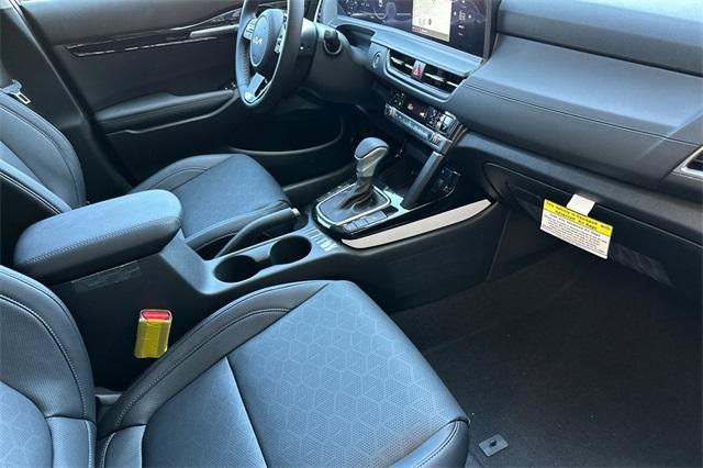 new 2025 Kia Seltos car, priced at $27,775