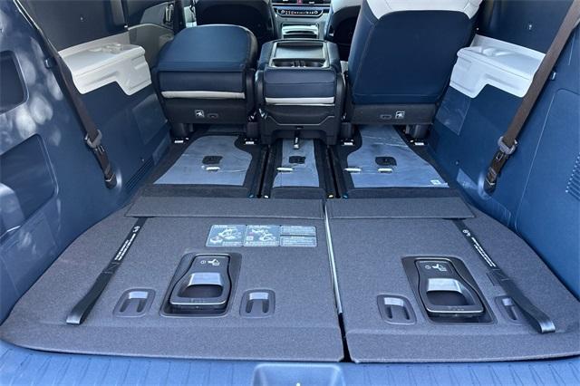 new 2025 Kia Carnival Hybrid car, priced at $44,700