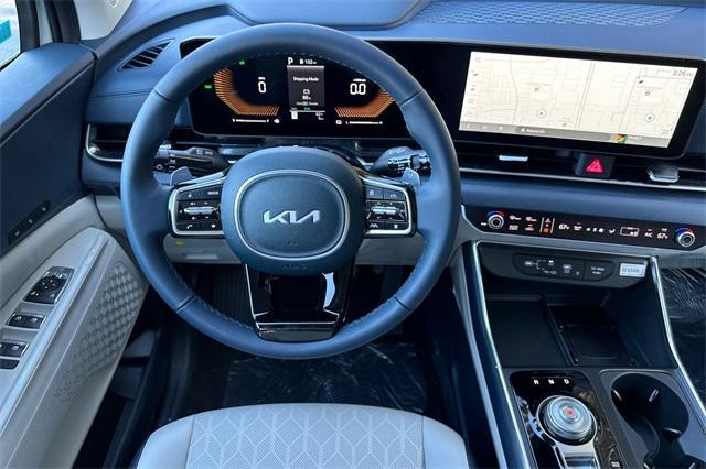 new 2025 Kia Carnival Hybrid car, priced at $44,700