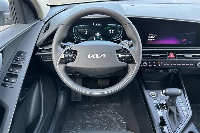new 2025 Kia Niro car, priced at $31,360