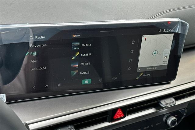 new 2025 Kia Sorento car, priced at $38,445