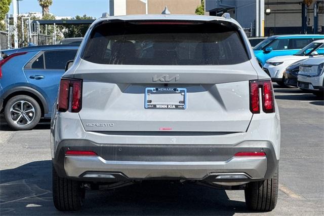 new 2025 Kia Sorento car, priced at $38,445