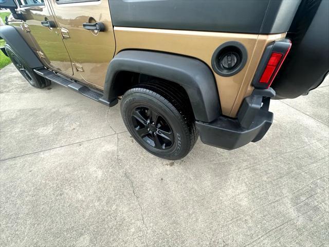 used 2015 Jeep Wrangler Unlimited car, priced at $22,990