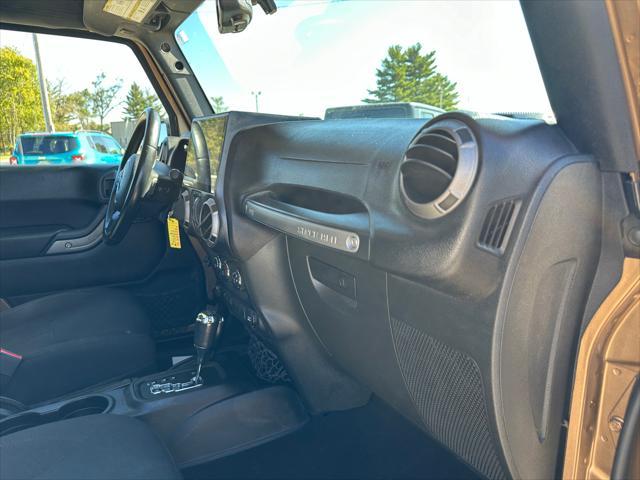 used 2015 Jeep Wrangler Unlimited car, priced at $22,990