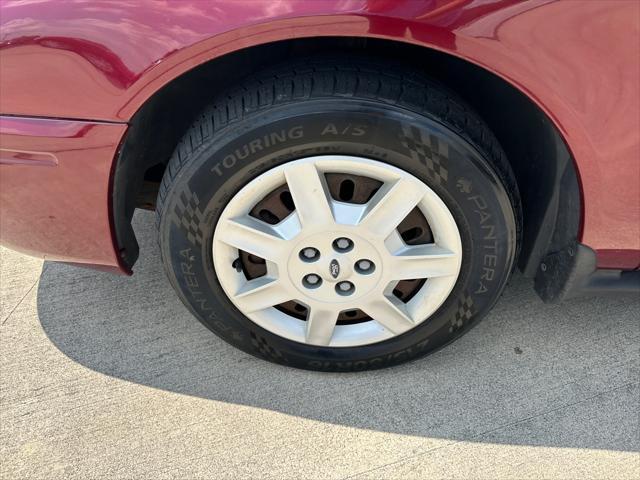 used 2005 Ford Taurus car, priced at $7,990