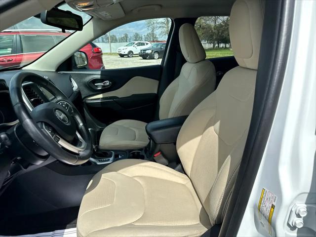 used 2016 Jeep Cherokee car, priced at $12,990