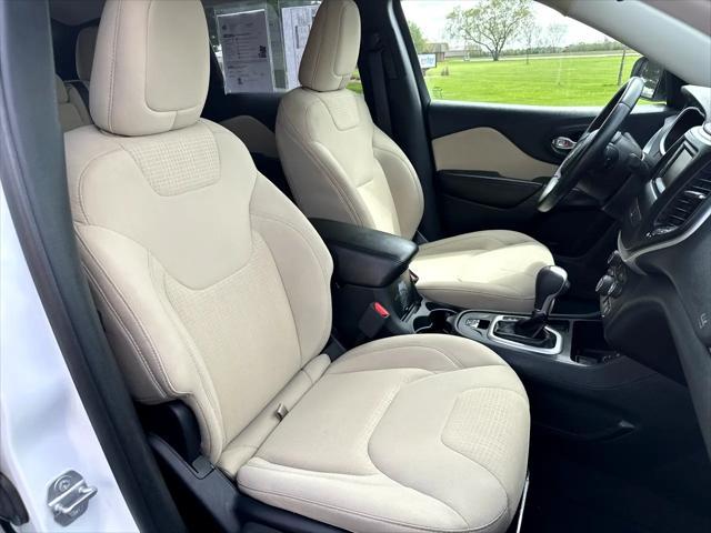 used 2016 Jeep Cherokee car, priced at $12,990