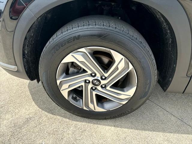 used 2023 Hyundai Santa Fe car, priced at $27,990