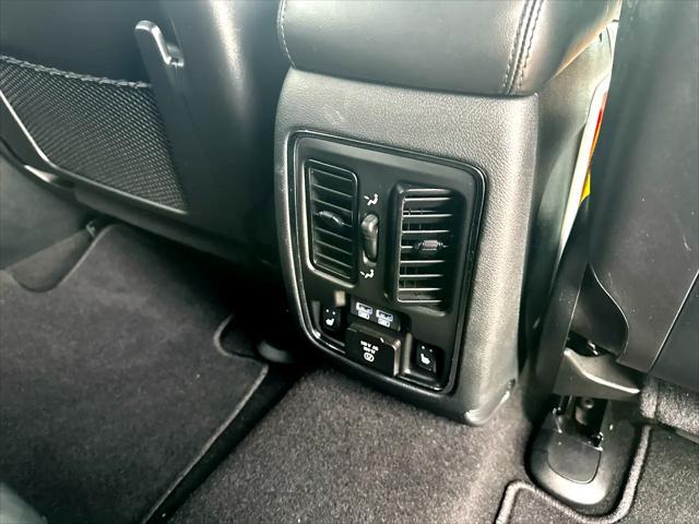 used 2020 Jeep Grand Cherokee car, priced at $19,990