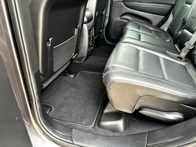 used 2020 Jeep Grand Cherokee car, priced at $19,990