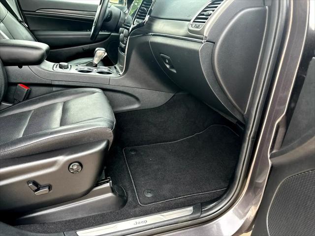 used 2020 Jeep Grand Cherokee car, priced at $19,990