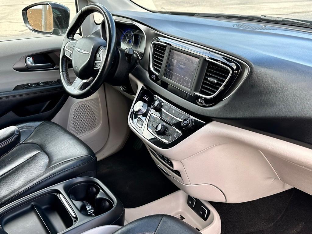 used 2020 Chrysler Pacifica car, priced at $18,380