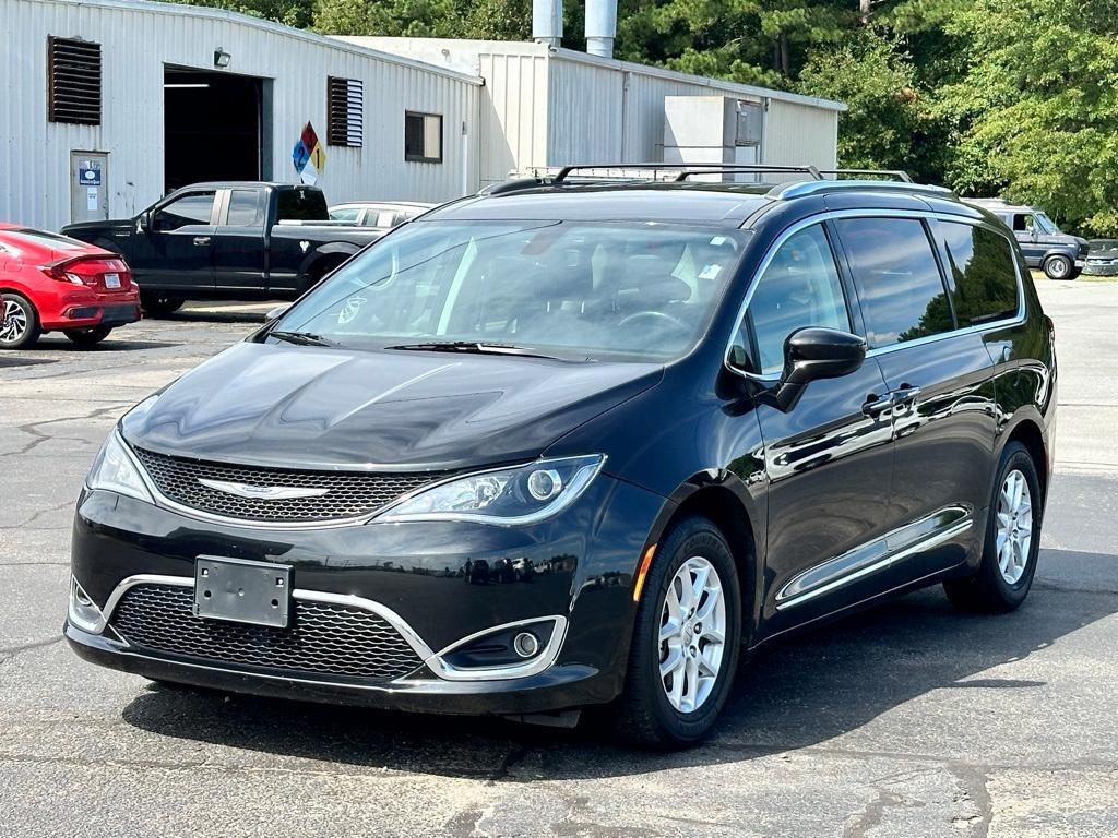 used 2020 Chrysler Pacifica car, priced at $18,380