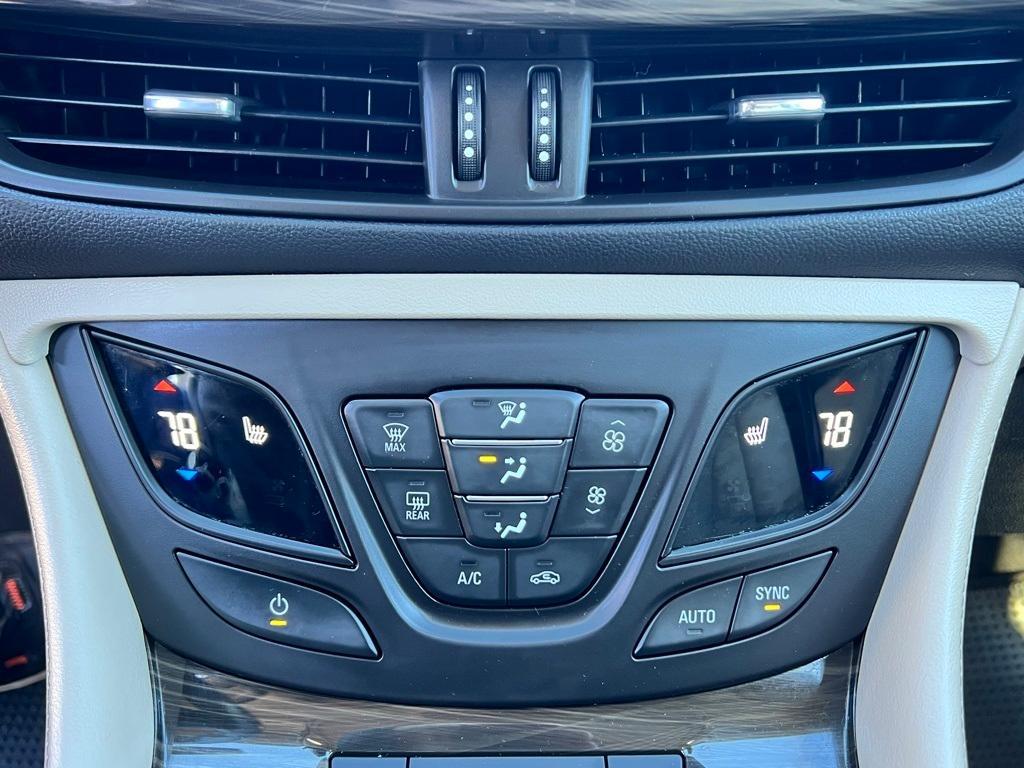 used 2019 Buick Envision car, priced at $18,837