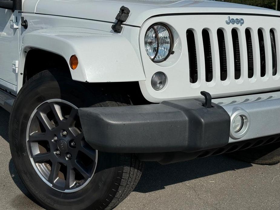 used 2015 Jeep Wrangler Unlimited car, priced at $16,699