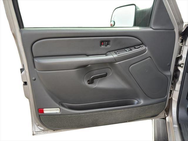 used 2005 Chevrolet Silverado 2500 car, priced at $21,991