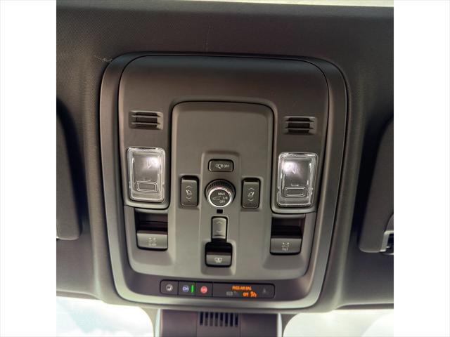new 2025 GMC Yukon XL car, priced at $92,720