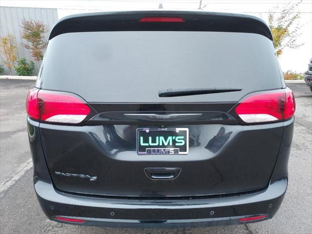 used 2018 Chrysler Pacifica car, priced at $18,991