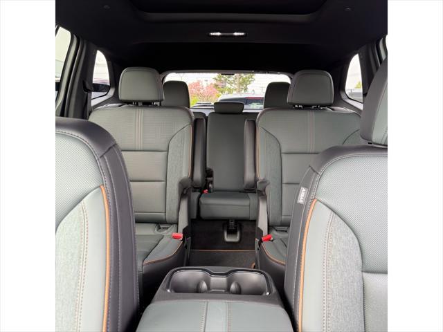 new 2025 GMC Acadia car, priced at $61,520