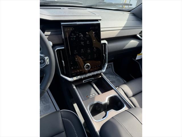 new 2025 GMC Acadia car, priced at $65,650