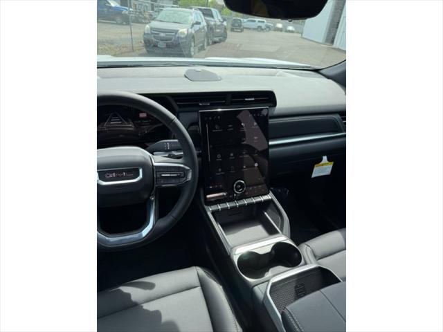 new 2025 GMC Terrain car, priced at $37,180