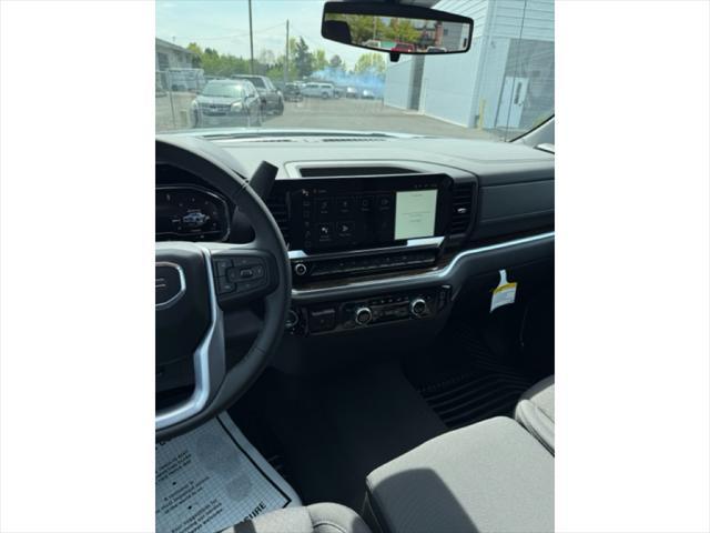 new 2025 GMC Sierra 1500 car, priced at $58,385