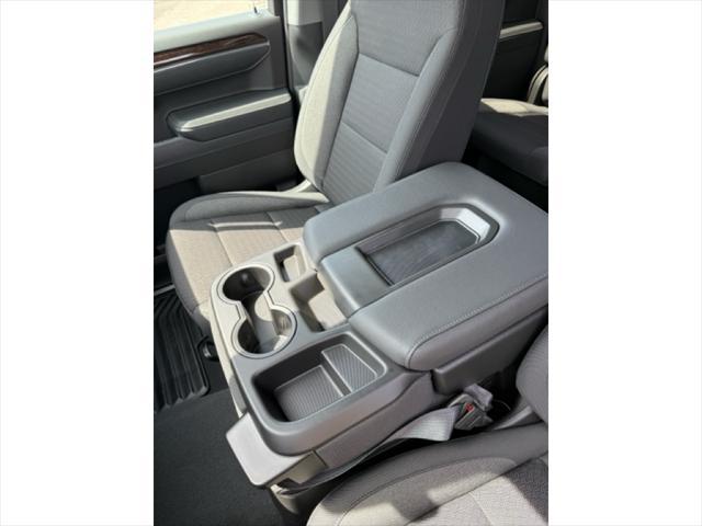 new 2025 GMC Sierra 1500 car, priced at $58,385
