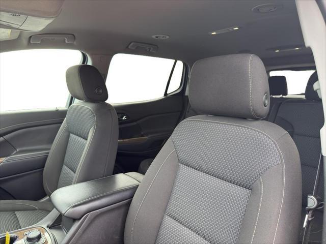 used 2023 GMC Acadia car, priced at $29,912