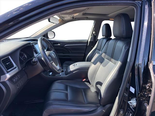 used 2018 Toyota Highlander car, priced at $28,482