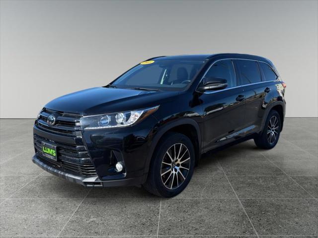used 2018 Toyota Highlander car, priced at $28,482
