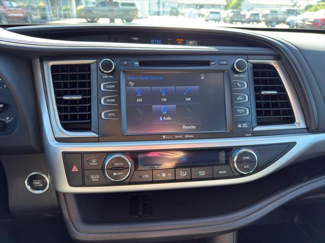 used 2018 Toyota Highlander car, priced at $28,482