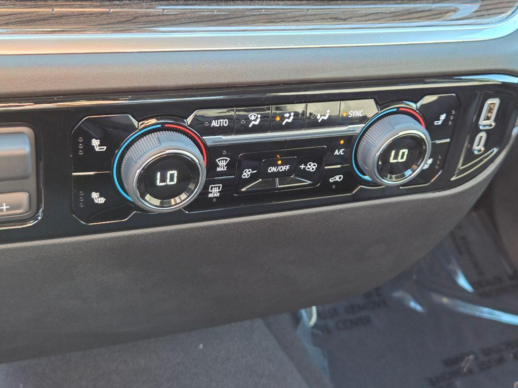 new 2025 Chevrolet Silverado 1500 car, priced at $52,585