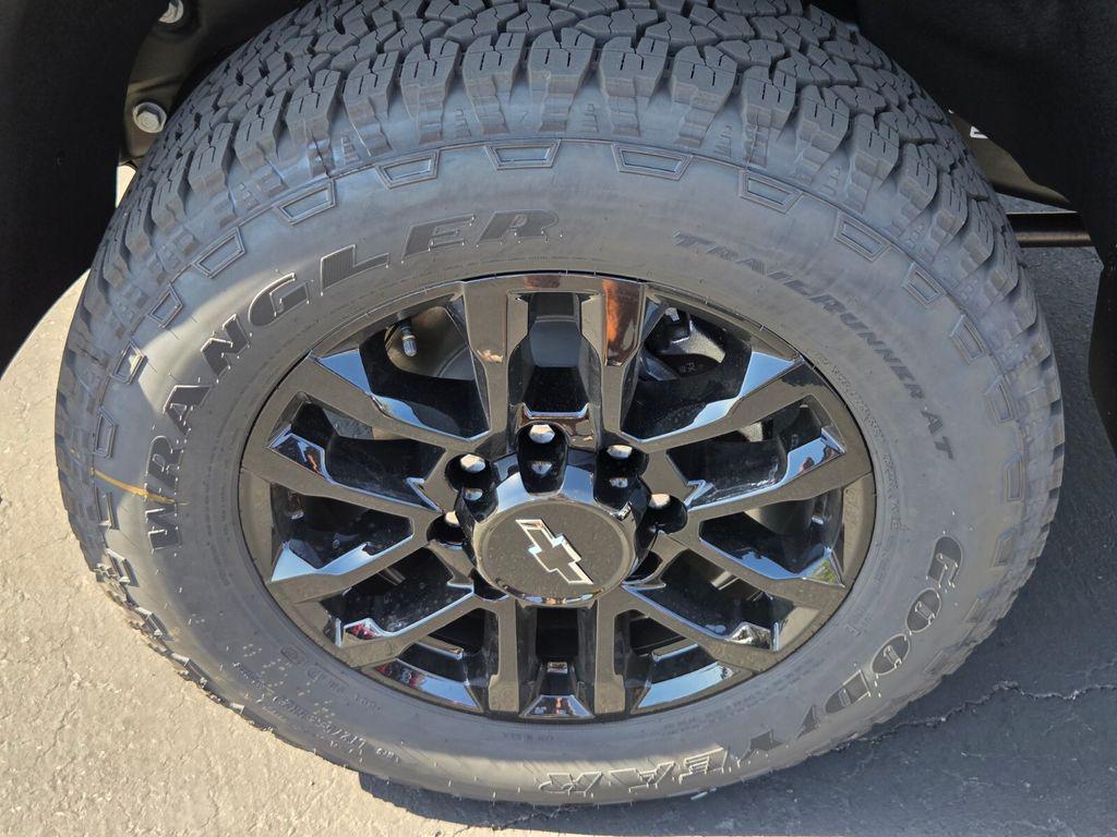 new 2025 Chevrolet Silverado 2500 car, priced at $77,520