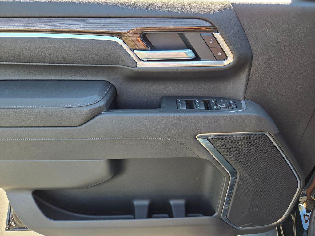 new 2025 Chevrolet Silverado 2500 car, priced at $77,520