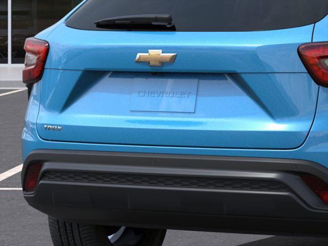 new 2025 Chevrolet Trax car, priced at $26,005