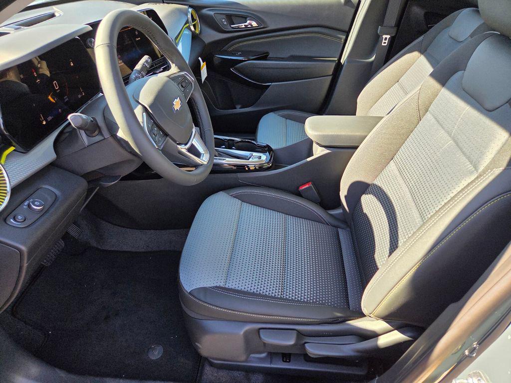 new 2026 Chevrolet Trax car, priced at $25,885